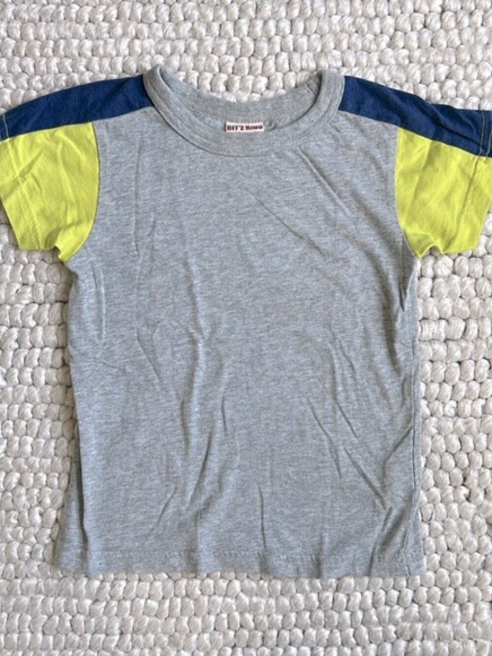 Bitz Kids boys Tee tshirt 3-4 years